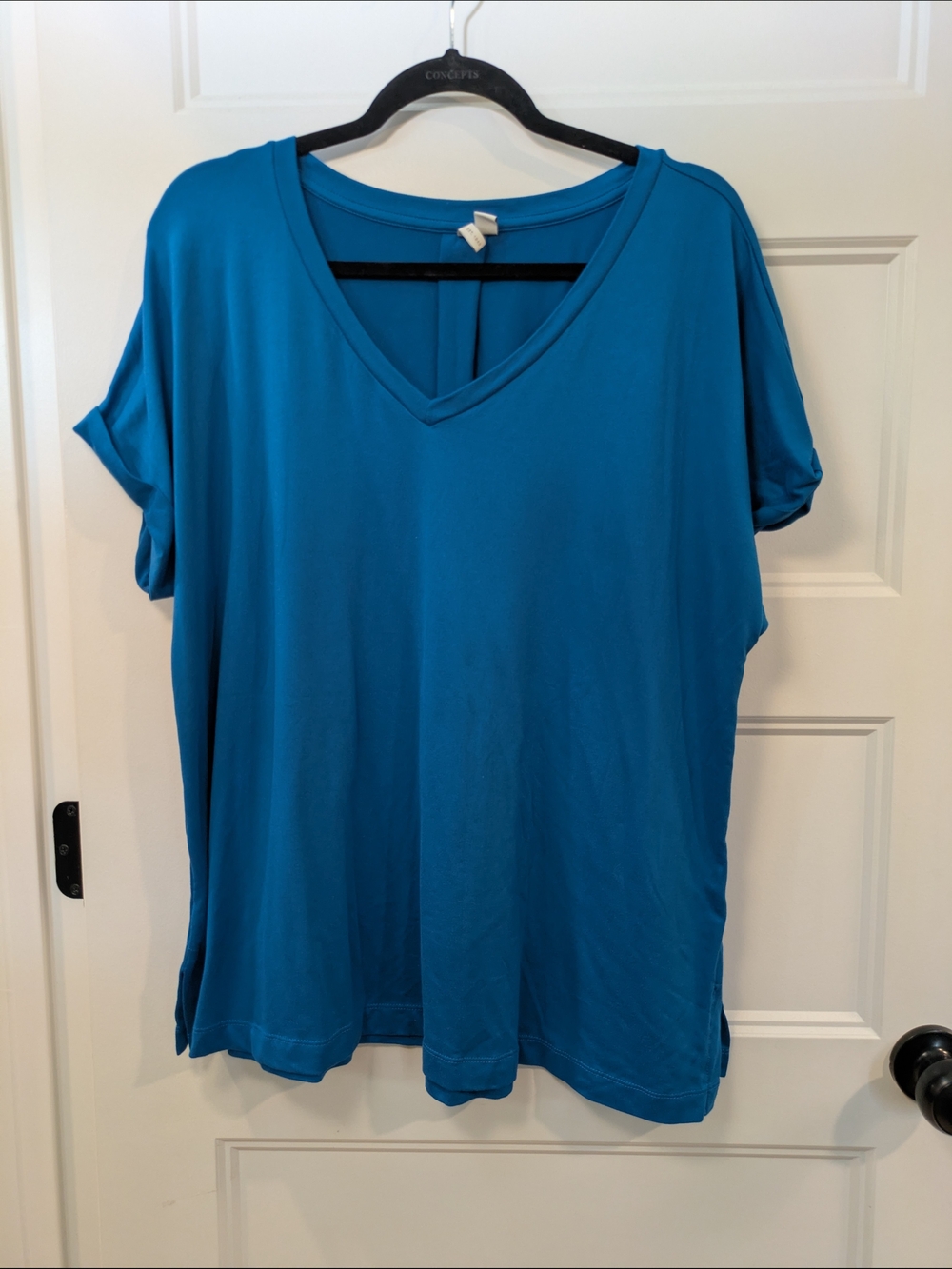 🔴 3/$15  Cato Blue V-Neck Short Sleeve Top